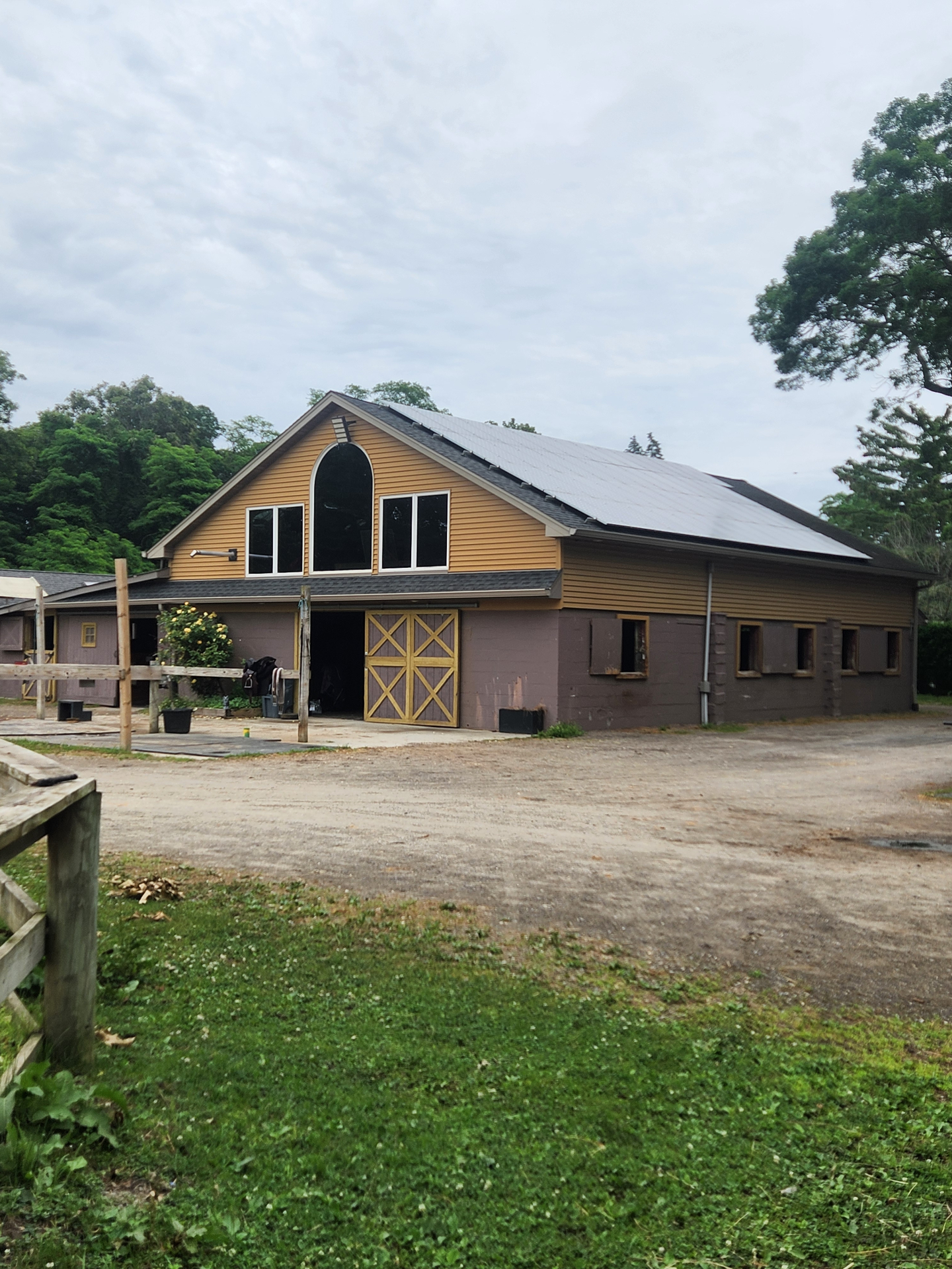 The main barn at Rising Talent Equestrian